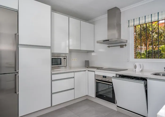 Boliches Townhouse By Costarentals - Ref 61 וילה פואנגירולה