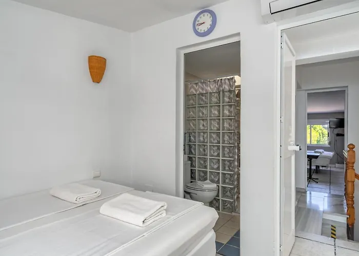 Boliches Townhouse By Costarentals - Ref 61 וילה *